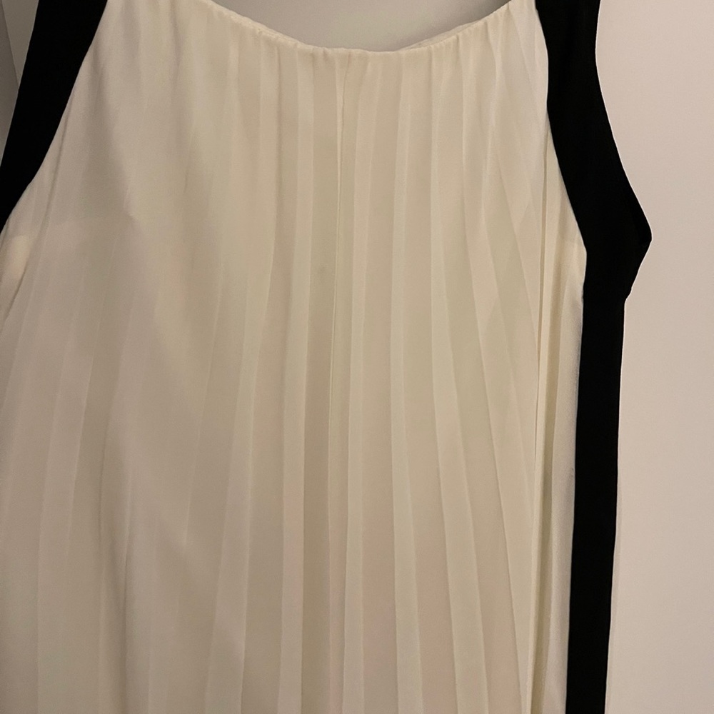 Club Monaco Jumpsuit - Picture 6 of 6